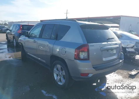 2016 Jeep Compass Sport из США, поврежденный, VIN 1C4NJCBB2GD506399